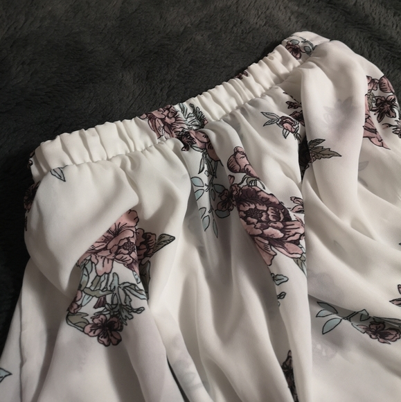 Streetwear Society Floral High-Low Chiffon Skirt - Picture 3 of 5